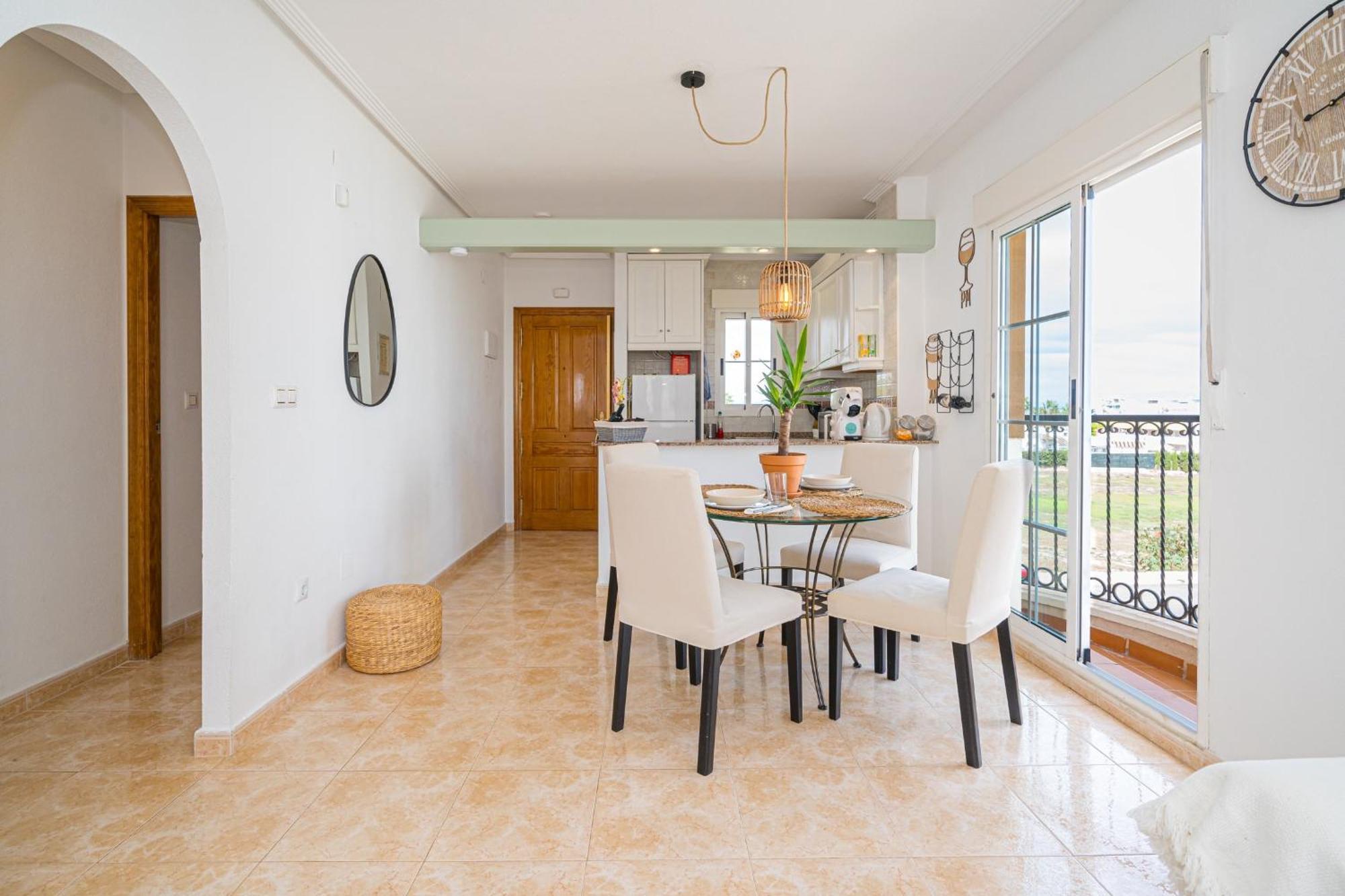 Villamartin Apartment. Excellent Location For Golfers, Cyclists And Hikers Bagian luar foto